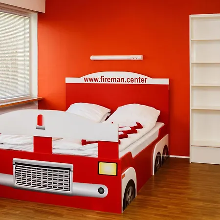 Hotel Fireman Center Maironiemi