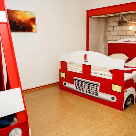 Hotelli Fireman Center Maironiemi